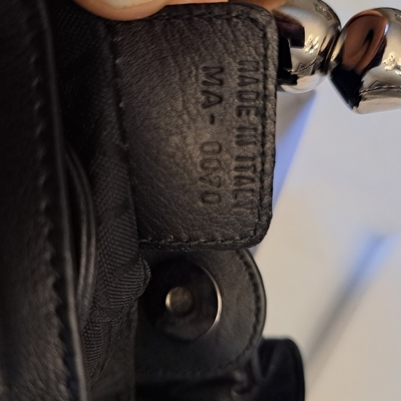 Authentic Vintage Christian Dior Leather Handbag - Picture 5 of 11